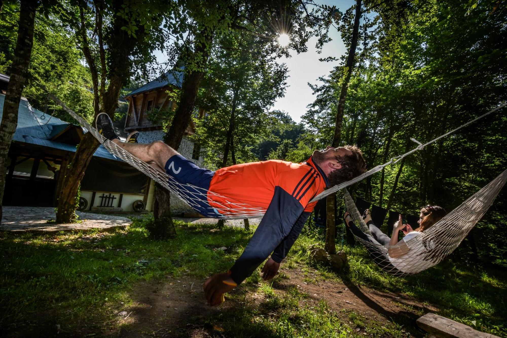 Camp Divlja Rijeka Ξενοδοχείο Hum Εξωτερικό φωτογραφία