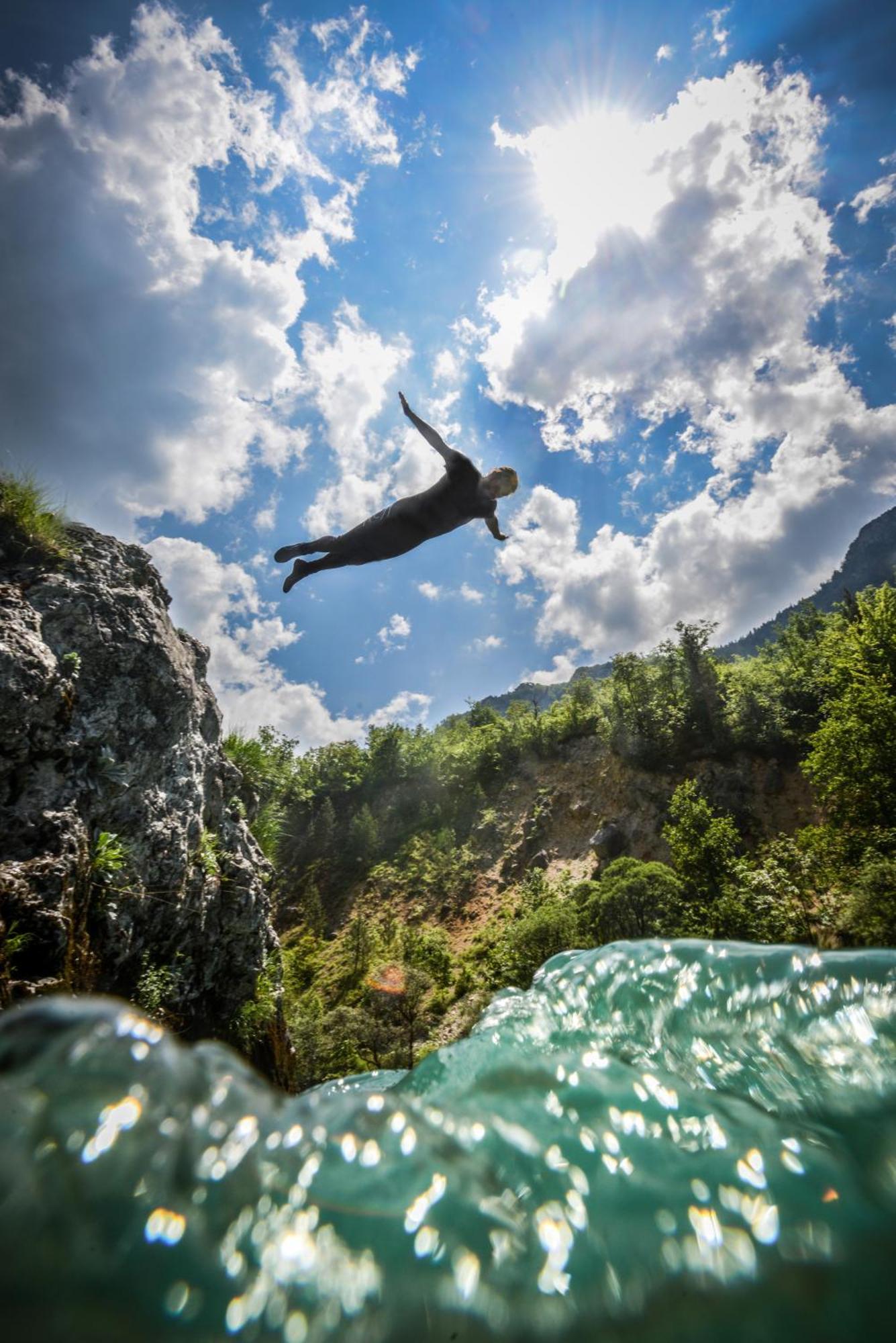 Camp Divlja Rijeka Ξενοδοχείο Hum Εξωτερικό φωτογραφία